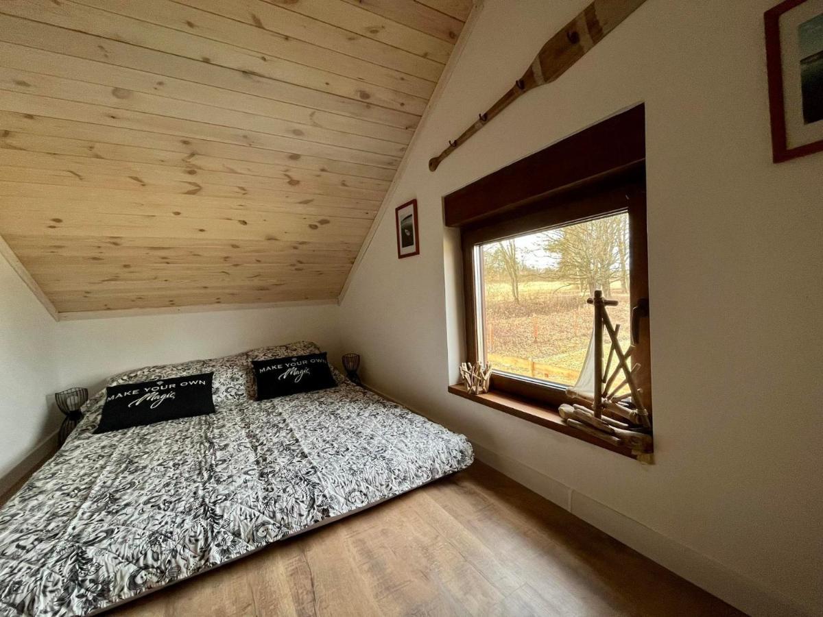 Zielona Chatka Nad Sapina Pozezdrze Экстерьер фото